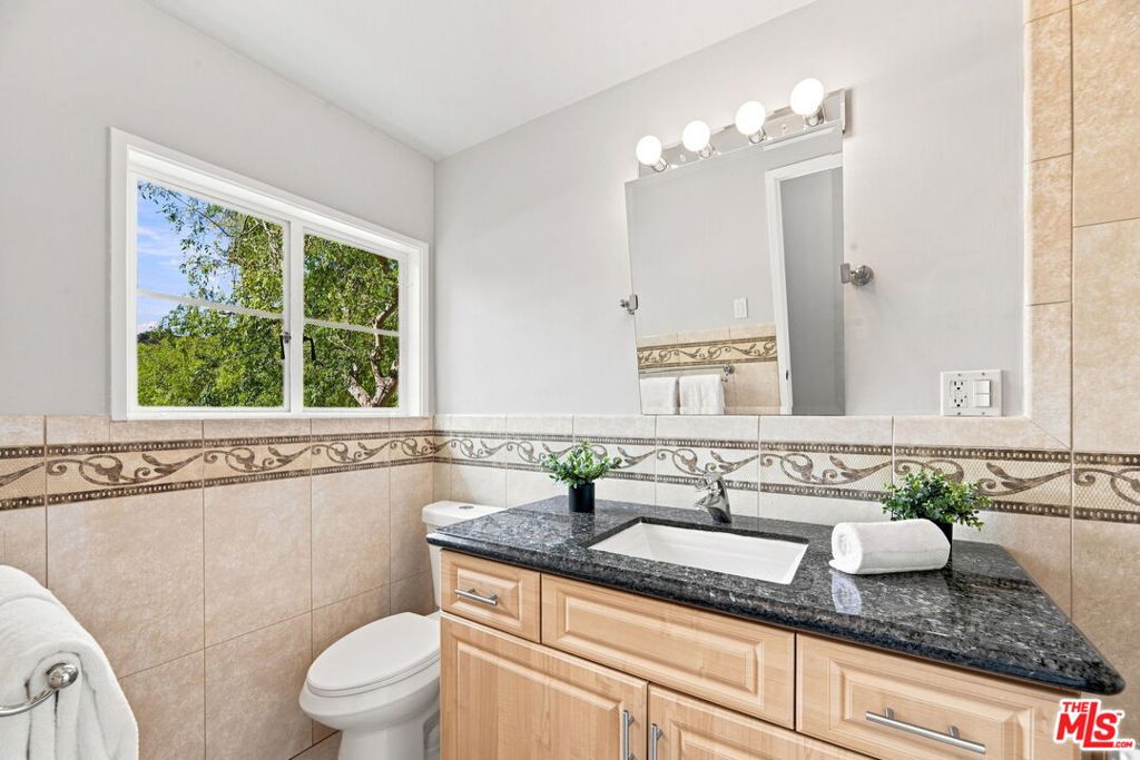 5328 1/2 Village Property Photo 17