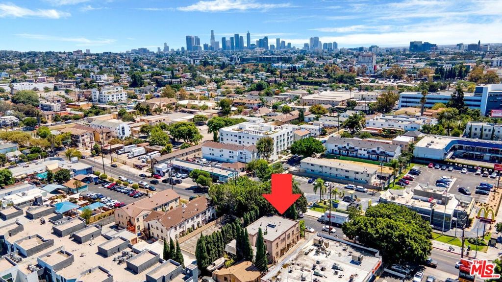 4149 Melrose Avenue Property Photo 1