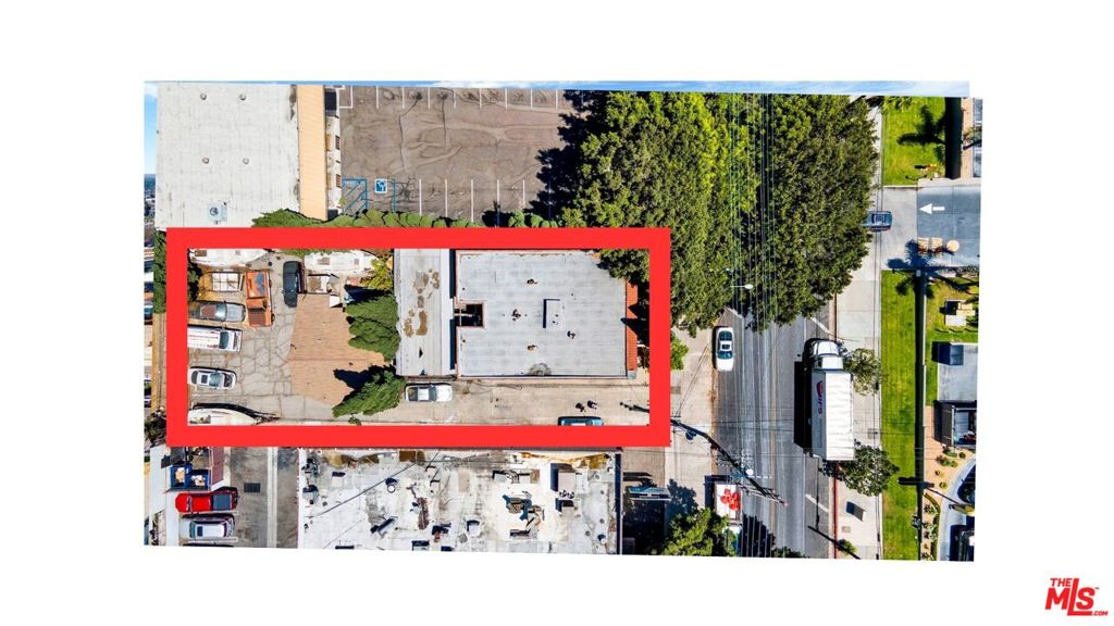 4149 Melrose Avenue Property Photo 2