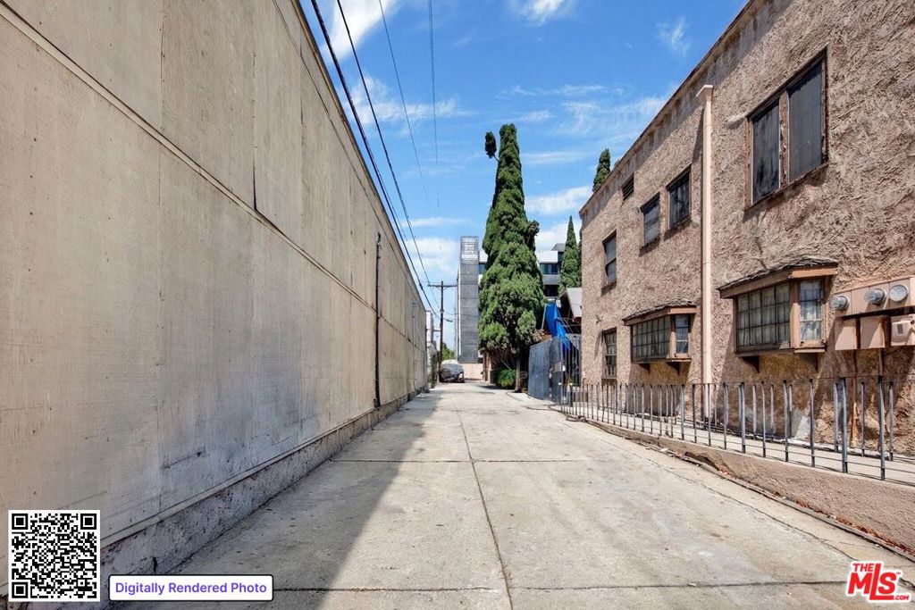 4149 Melrose Avenue Property Photo 14