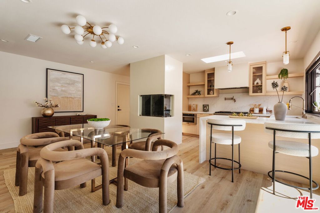 5111 Randall Street Property Photo 1