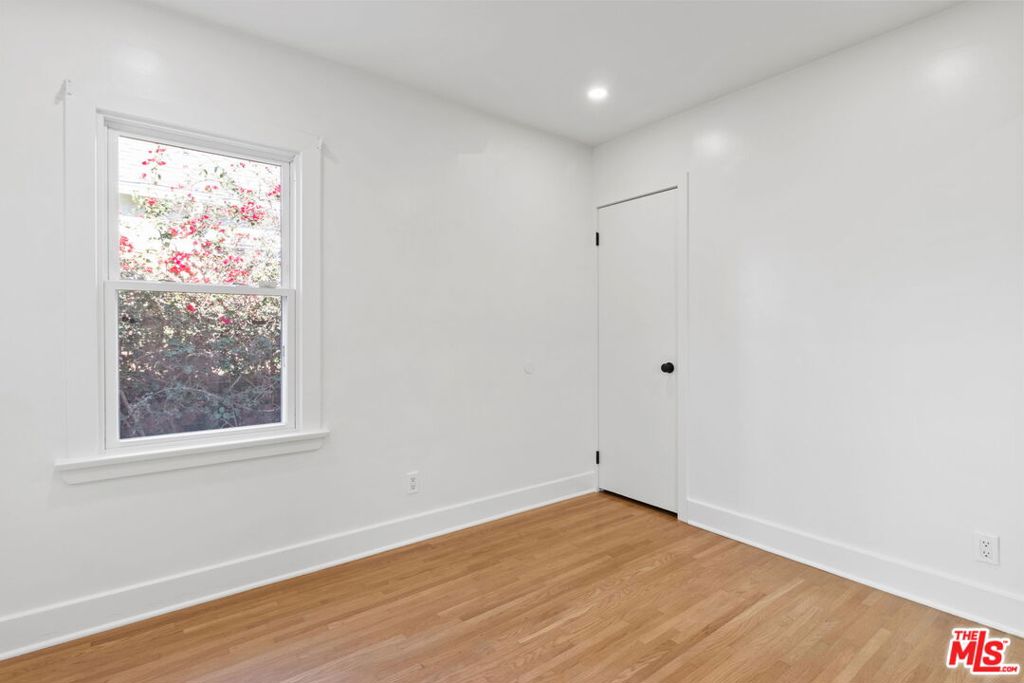 2128 Camden Avenue Property Photo 18