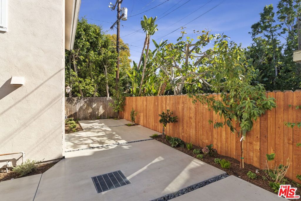 2128 Camden Avenue Property Photo 27