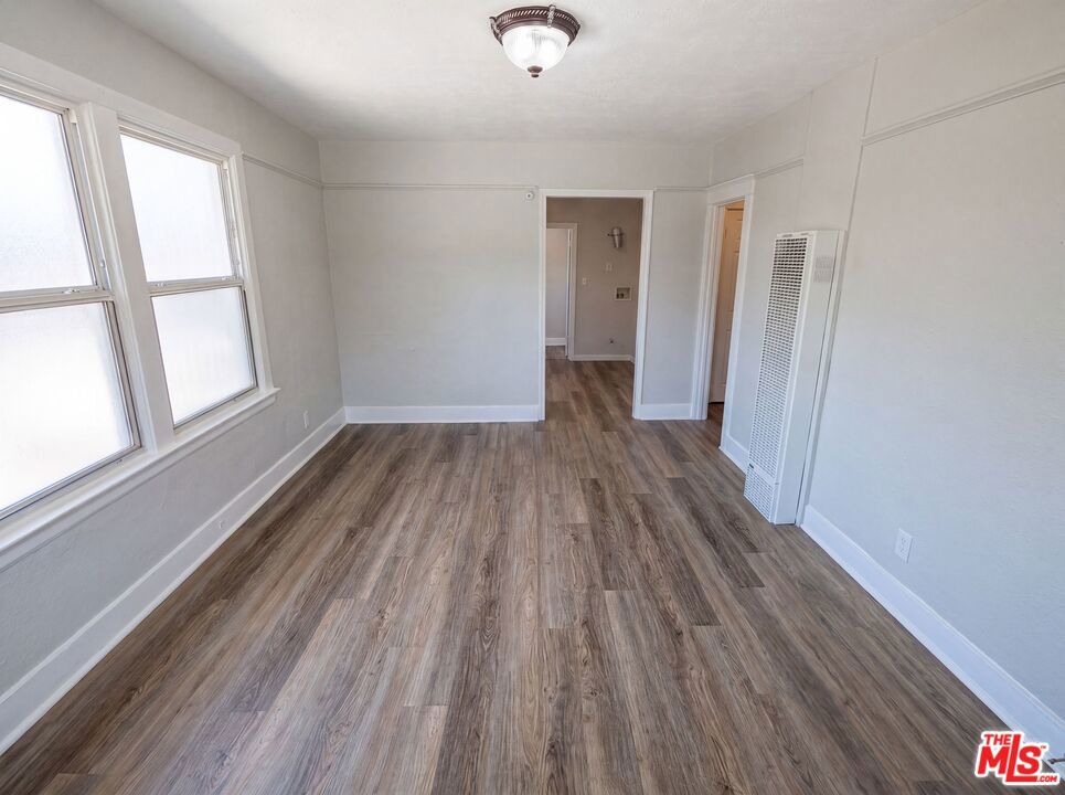 2135 E Spaulding Court Property Photo 7