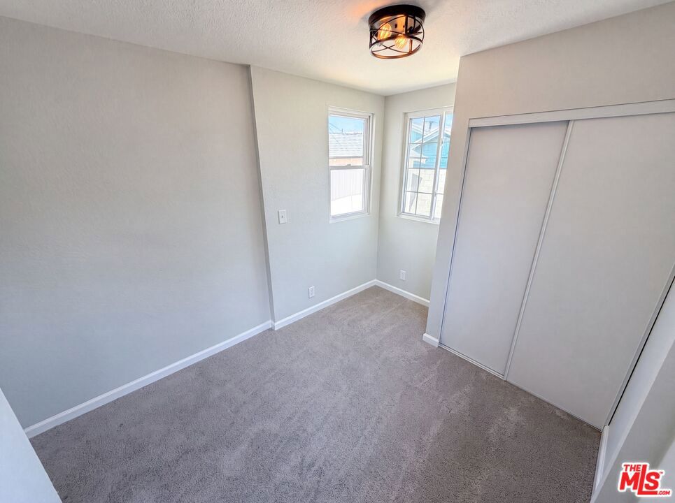 2135 E Spaulding Court Property Photo 10