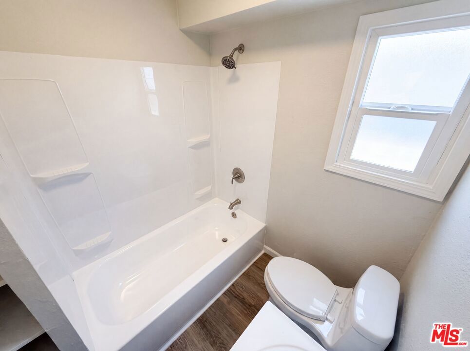 2135 E Spaulding Court Property Photo 14