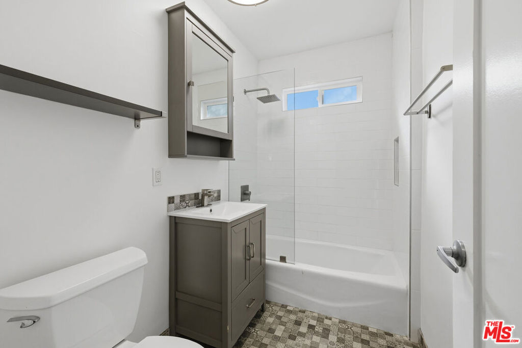 837 Westmount Drive Property Photo 46