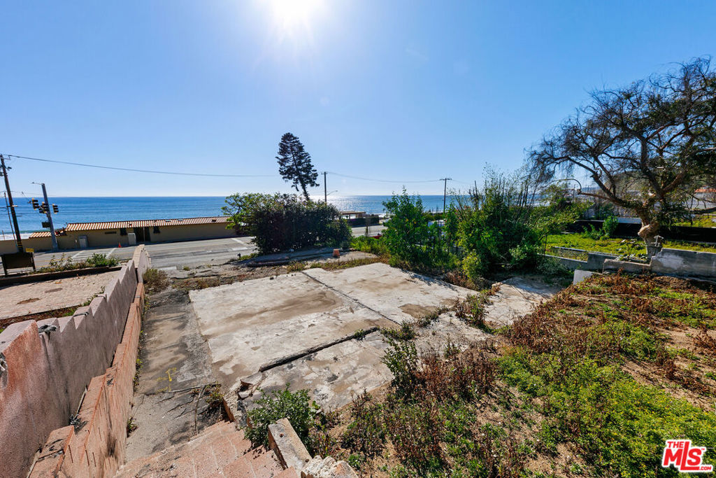 21443 Pacific Coast Highway Property Photo 15