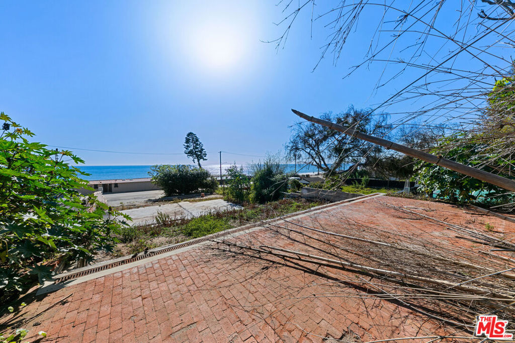 21443 Pacific Coast Highway Property Photo 18