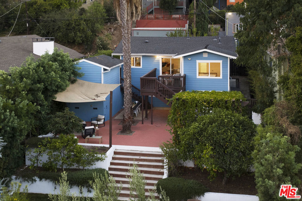 914 Terrace 49 Property Photo 30
