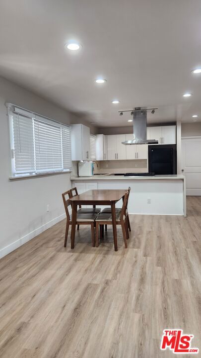 1180 S Bronson Avenue Property Photo 10
