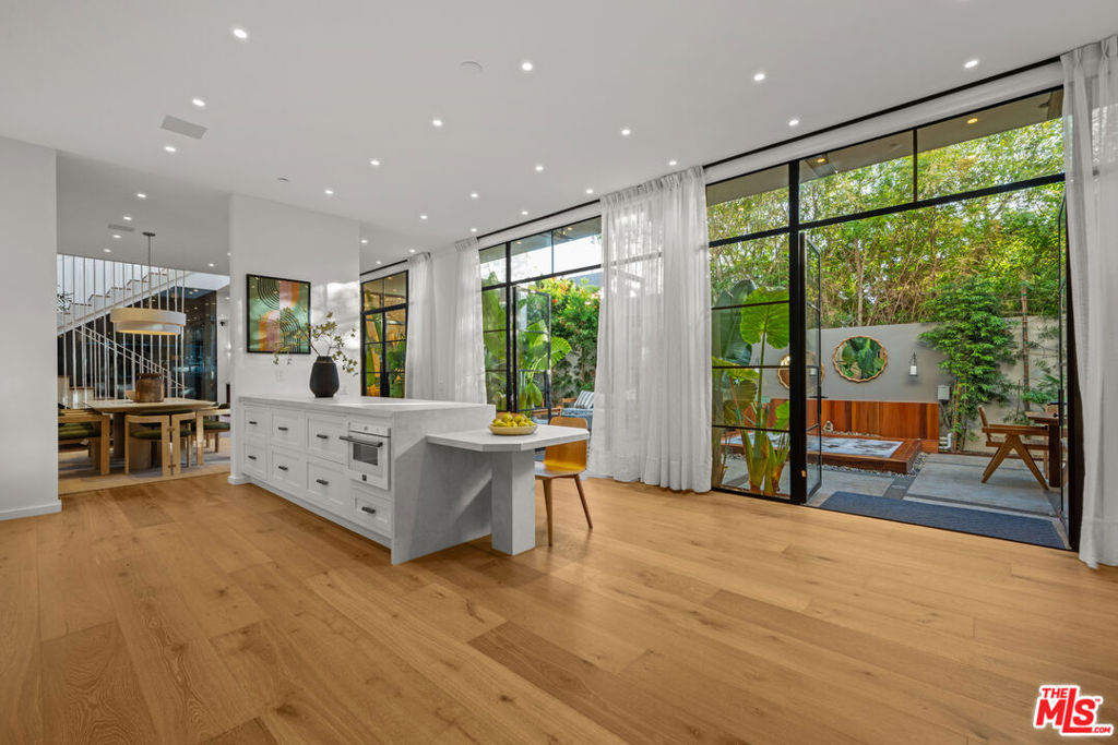 745 Sunset Avenue Property Photo 14