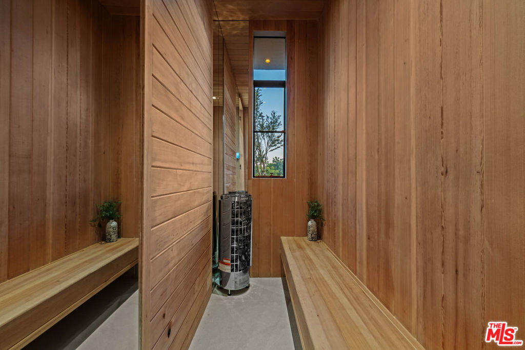 745 Sunset Avenue Property Photo 42