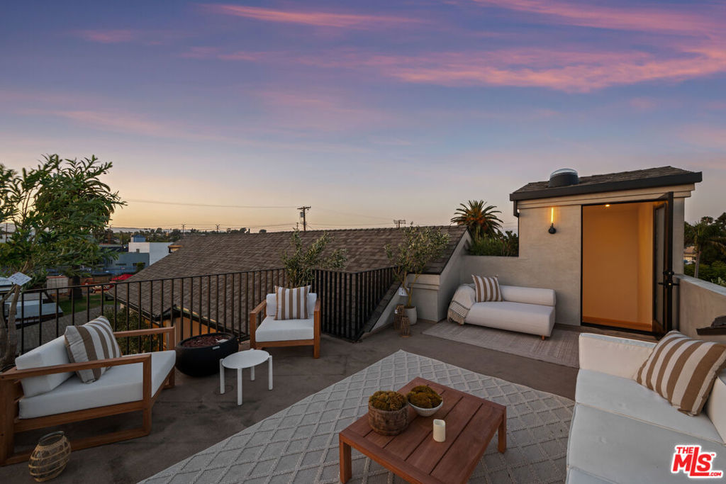 745 Sunset Avenue Property Photo 45