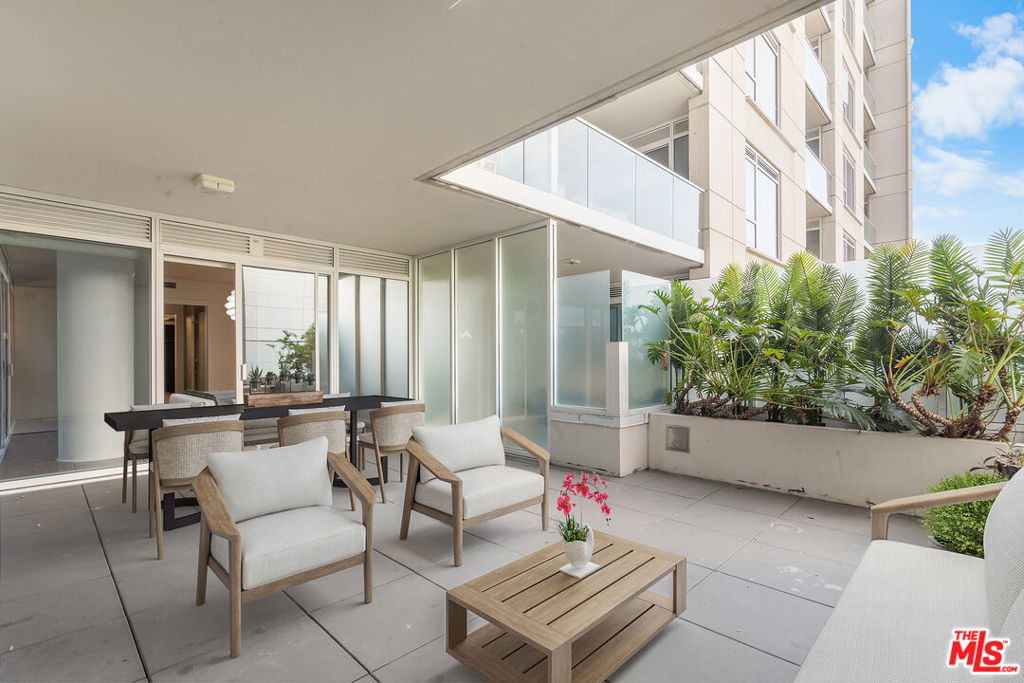 6250 Hollywood Boulevard 4E Property Photo 1