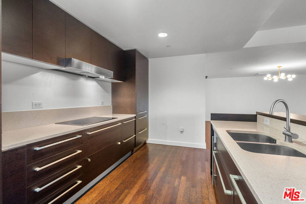 6250 Hollywood Boulevard 4e Property Photo 30