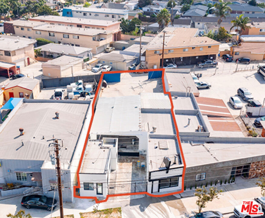 718 Centinela Avenue Property Photo 1