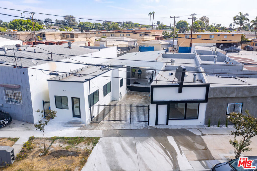 718 Centinela Avenue Property Photo 2