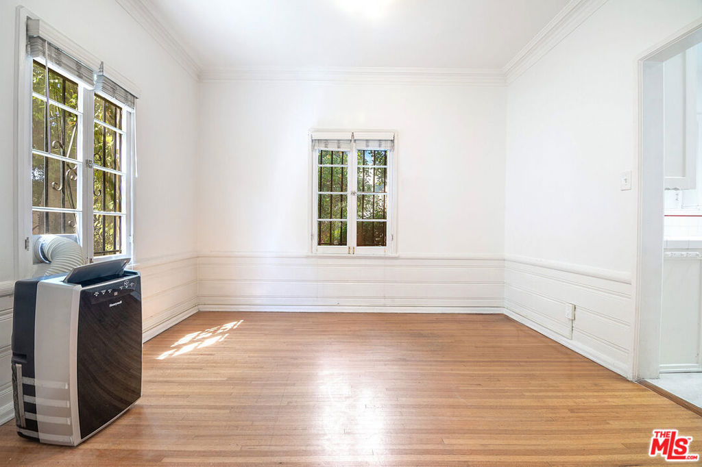 1217 1/2 S Alfred Street Property Photo 5