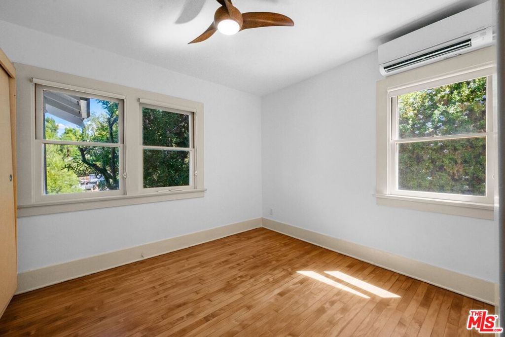 1812 Wollam Street Property Photo 21