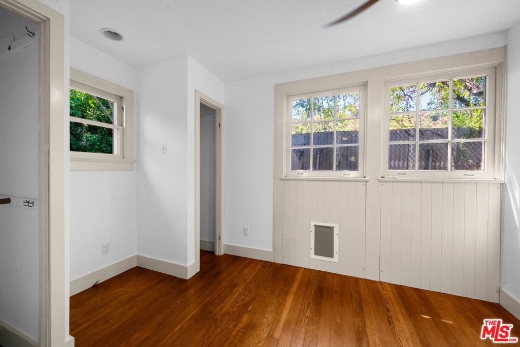 1812 Wollam Street Property Photo 27