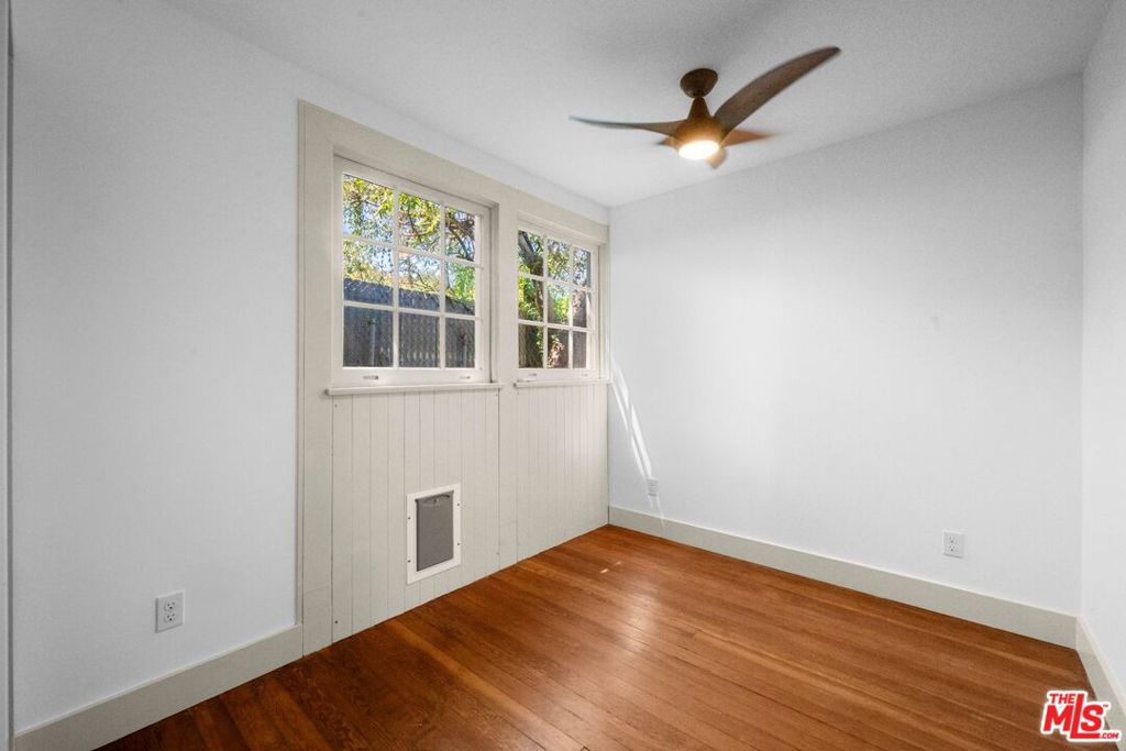 1812 Wollam Street Property Photo 28