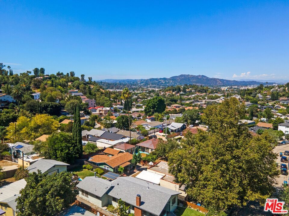 1812 Wollam Street Property Photo 57