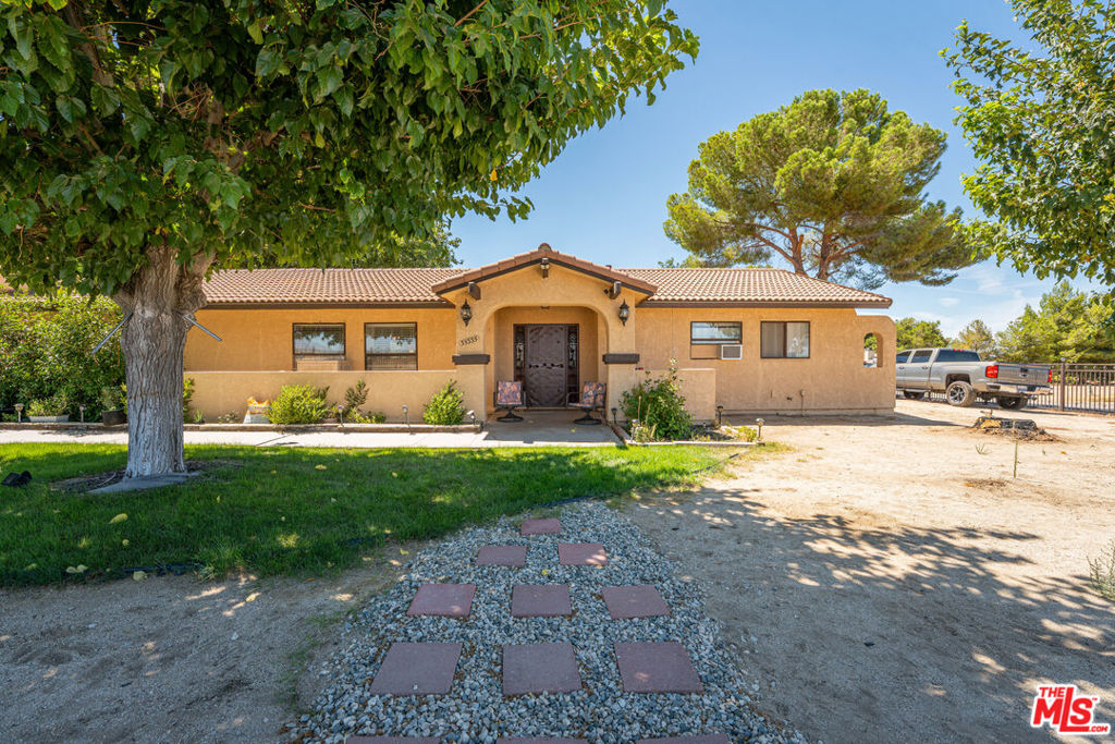 35335 89th Street Property Photo 1