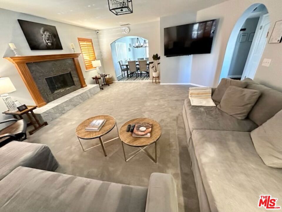28351 Horizon Road Property Photo 2