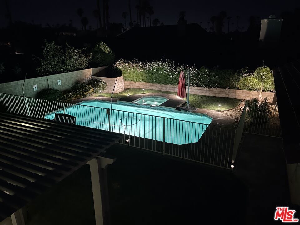 28351 Horizon Road Property Photo 3