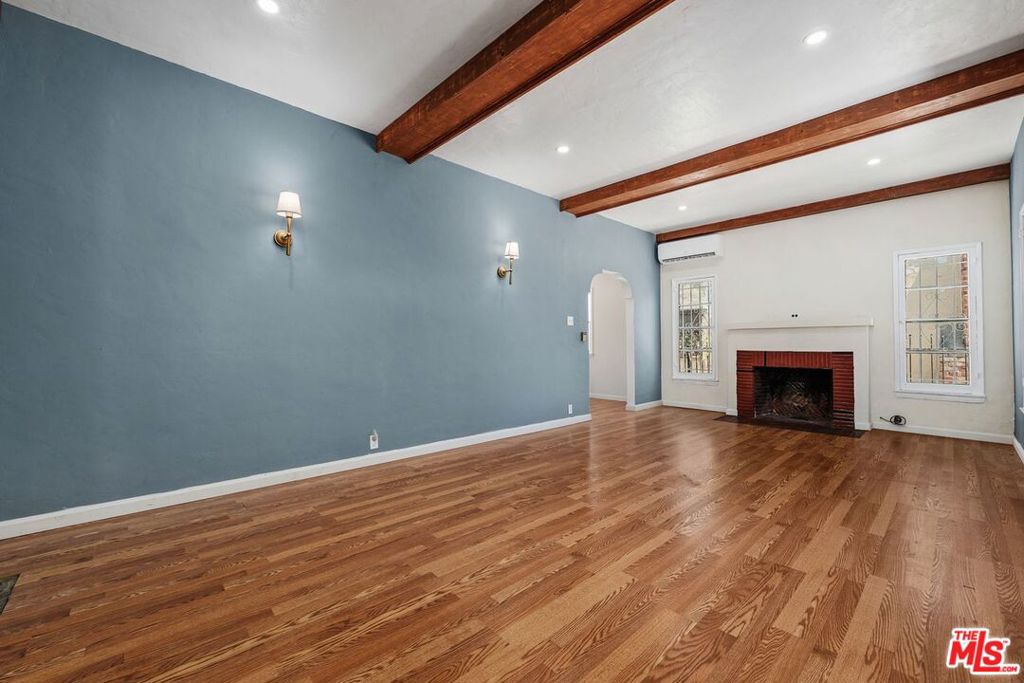 1845 W 88th Street Property Photo 5