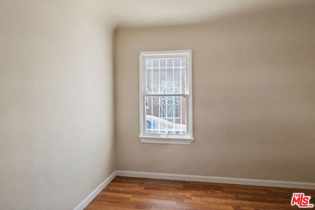 1845 W 88th Street Property Photo 23