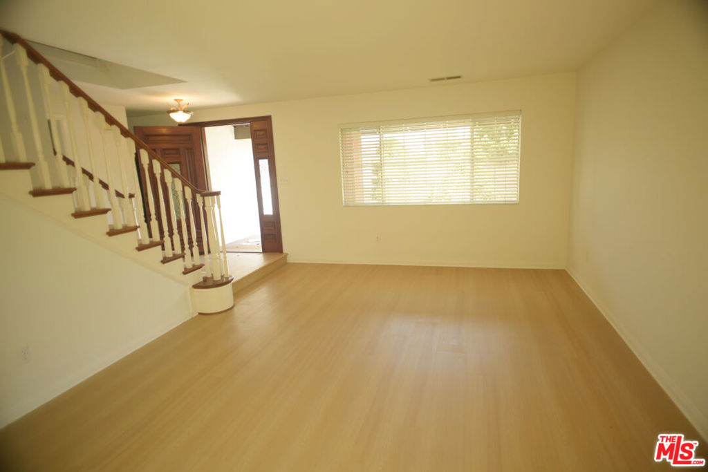 1512 Rutgers Place Property Photo 4