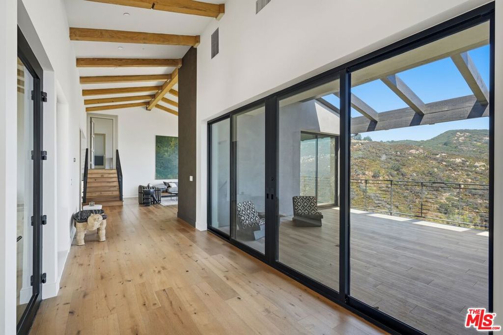 2345 Tuna Canyon Road Property Photo 9