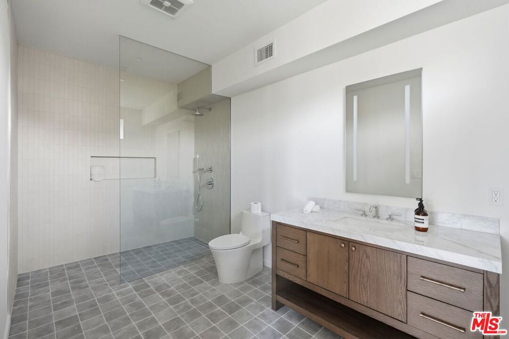 2345 Tuna Canyon Road Property Photo 53