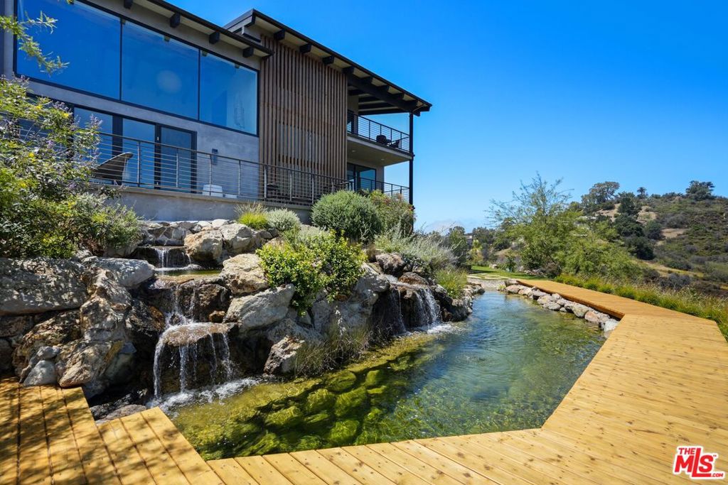2345 Tuna Canyon Road Property Photo 55