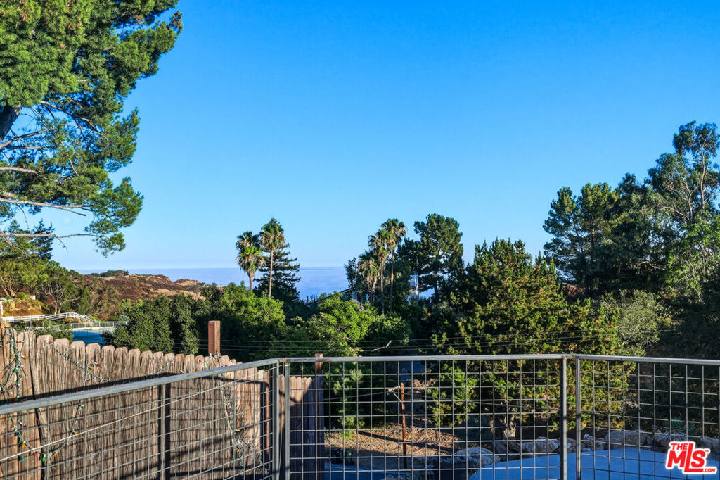 2345 Tuna Canyon Road Property Photo 58