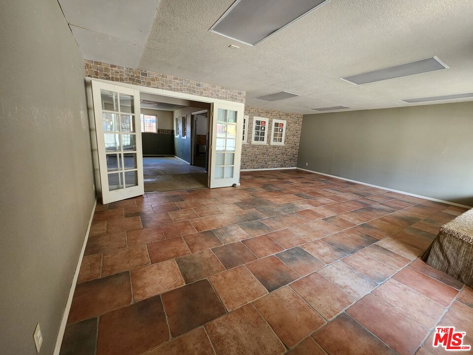 441 W Big Bear Boulevard Property Photo 7