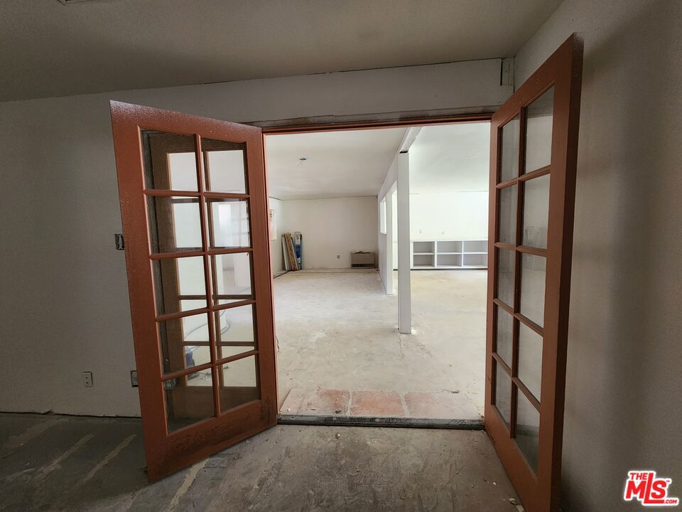 441 W Big Bear Boulevard Property Photo 10