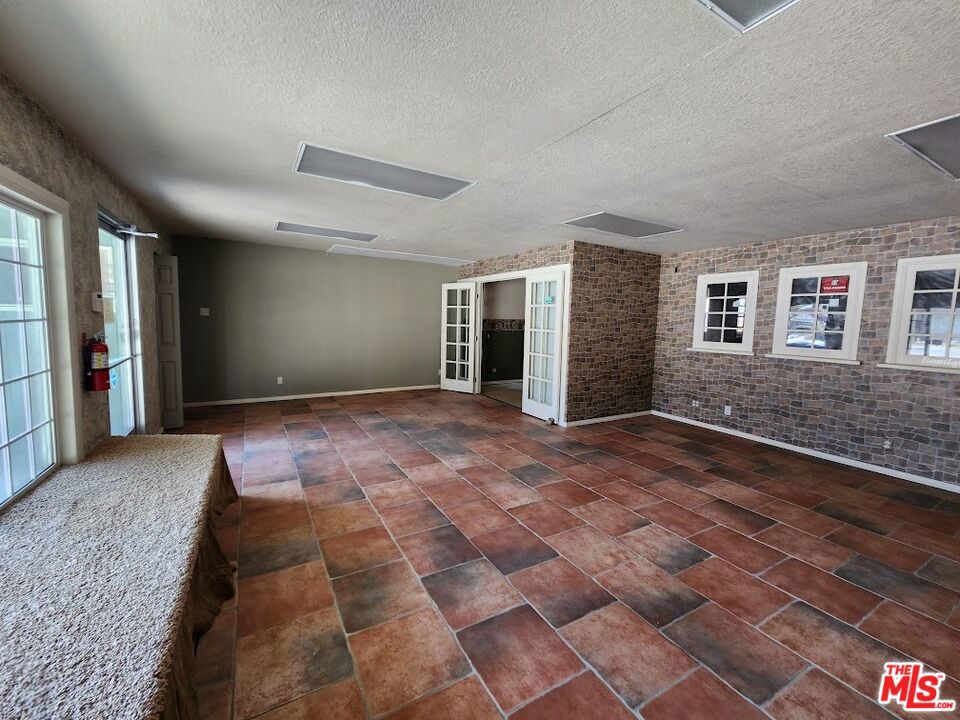441 W Big Bear Boulevard Property Photo 11