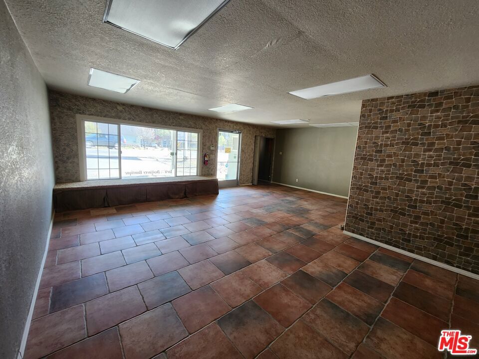 441 W Big Bear Boulevard Property Photo 13