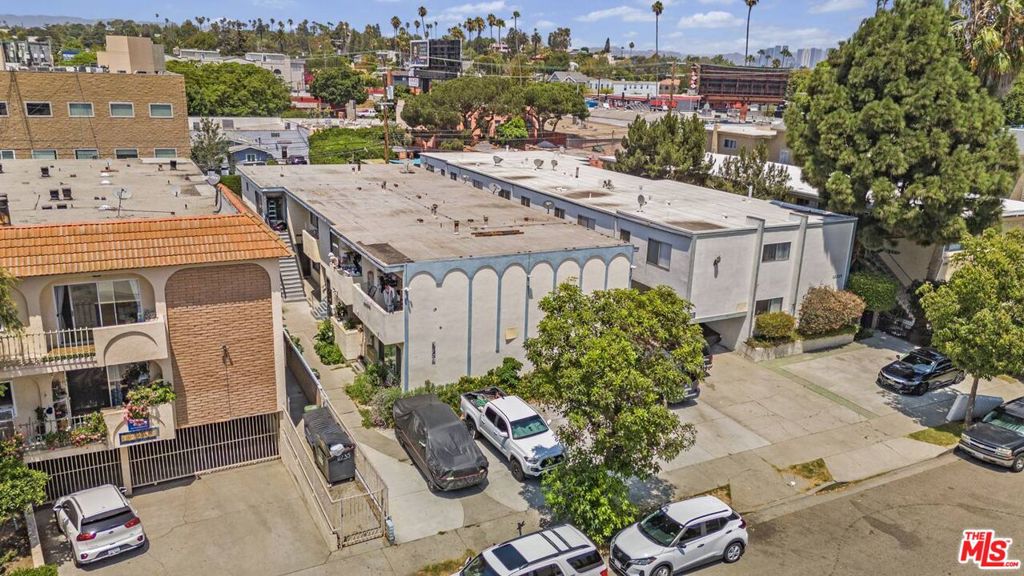 12231 Pacific Avenue Property Photo 2