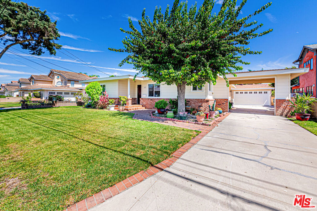 10530 Dolan Avenue Property Photo 1