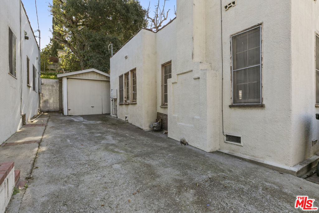 1720 Orchard Avenue Property Photo 10