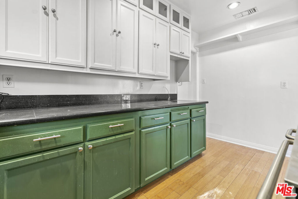 1720 Orchard Avenue Property Photo 23
