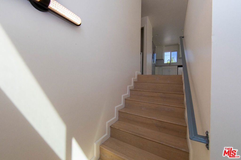 7834 1/2 Flight Avenue Property Photo 4