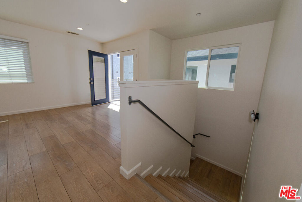 7834 1/2 Flight Avenue Property Photo 6