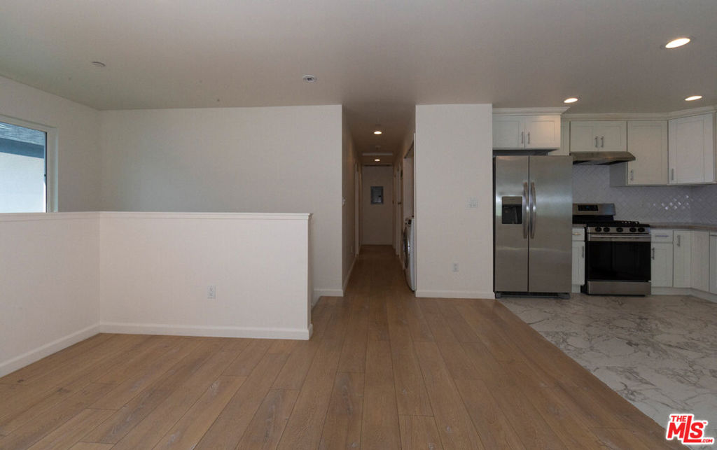 7834 1/2 Flight Avenue Property Photo 18