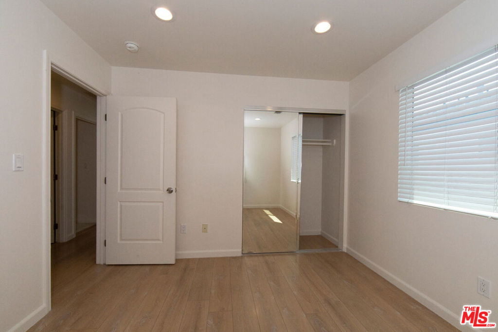 7834 1/2 Flight Avenue Property Photo 22