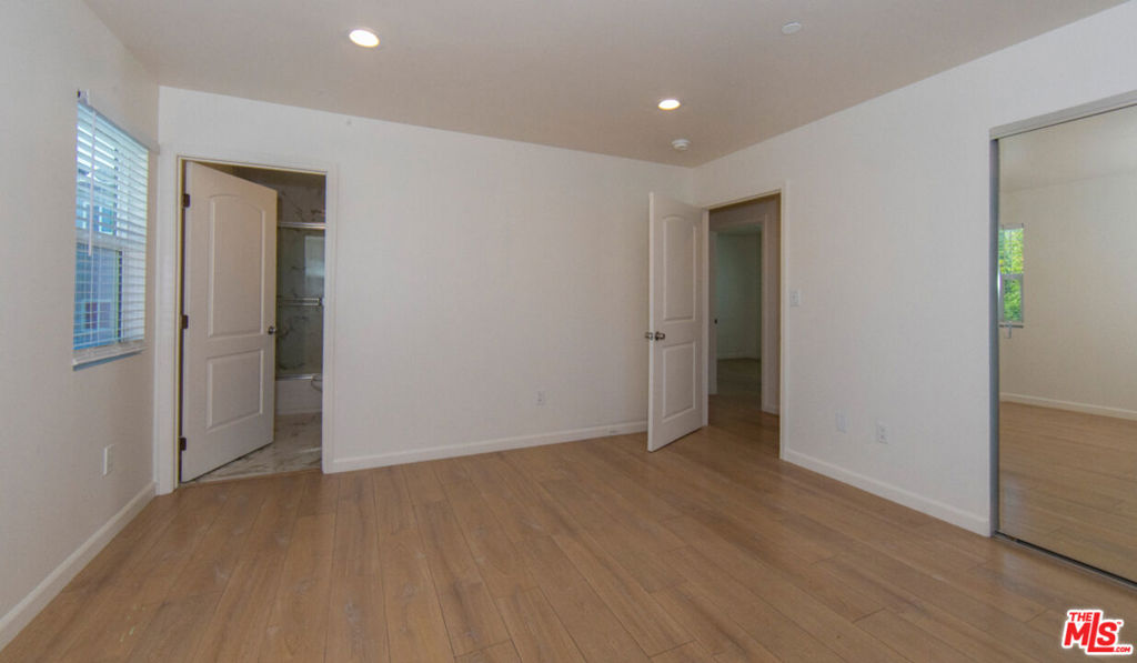 7834 1/2 Flight Avenue Property Photo 31